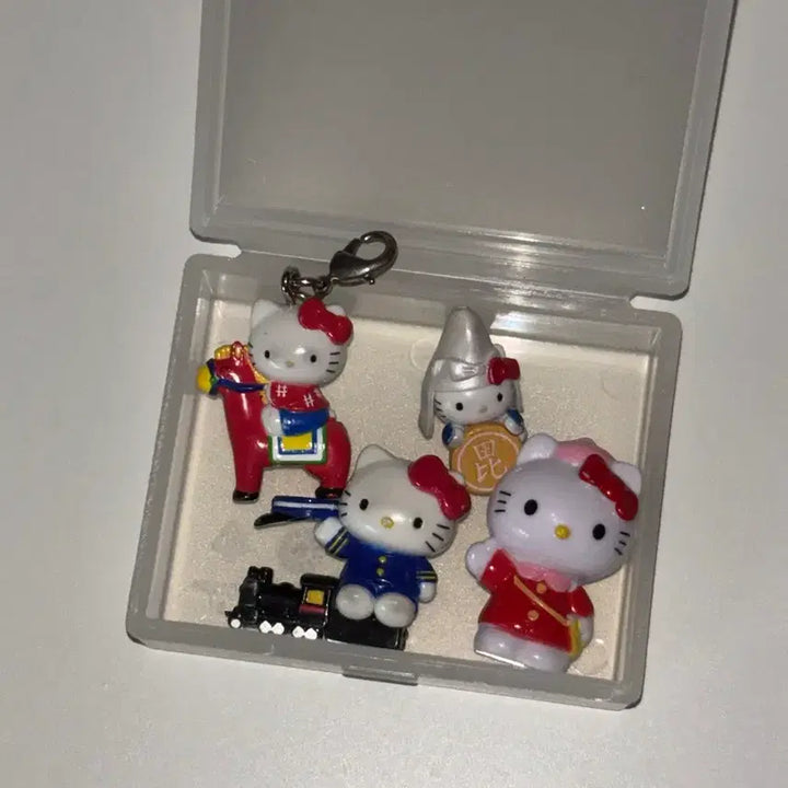 [BUNJANG] Vintage Kitty Strap Charm / 키티 알맹이 키티스트랩 고전
