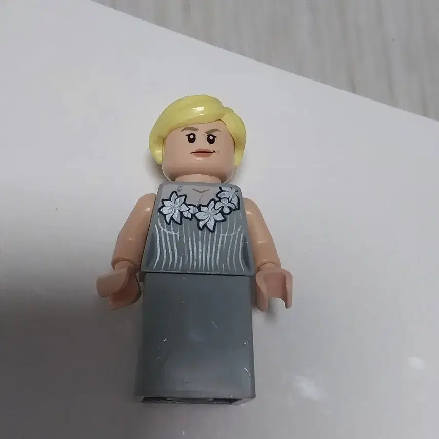 [BUNJANG] LEGO Harry Potter Fleur Delacour Minifigure / 레고 해리포터 미니피규어 플레르델라쿠르.