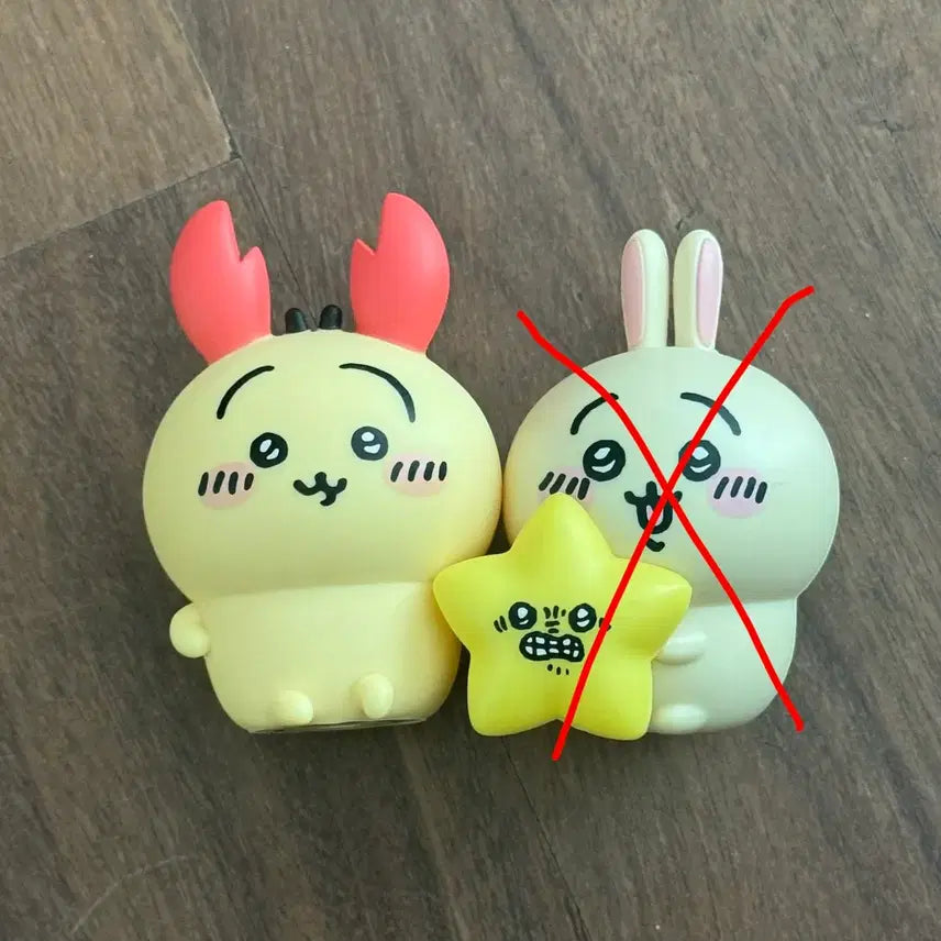 [BUNJANG] Chiikawa Usagi "Momoyaku" Crab Mini Figure / 치이카와 먼박귀 우사기 꽃게 피규어