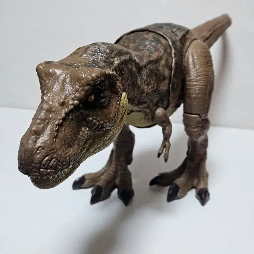 [BUNJANG] Mattel Jurassic World T-Rex Dinosaur Figure / 마텔 쥬라기 월드 티렉스 티라노사우루스 공룡 피규어 익스트림 촙핑 장난감 완구