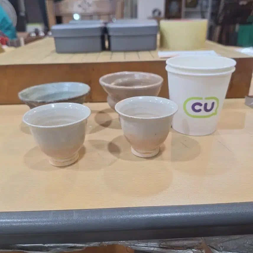 [BUNJANG] Set of 4 Ceramic Cups / 도자기잔 4개 일괄