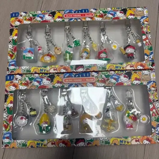 [BUNJANG] Olive Young x Sanrio Hello Kitty Keyring Set with Bonus Stickers / (현물 바배 왕띠부실 증정)올리브영X산리오 헬로키티 키링 세트