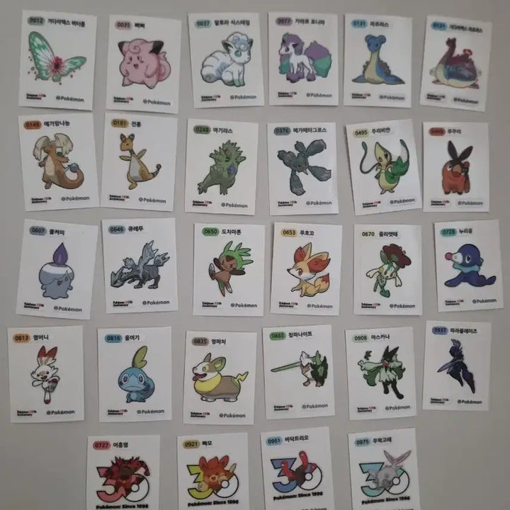 [BUNJANG] Pokemon 30th Anniversary Stick-and-Seal Collection / (단종)포켓몬 30주년 기념 띠부씰 팔아요