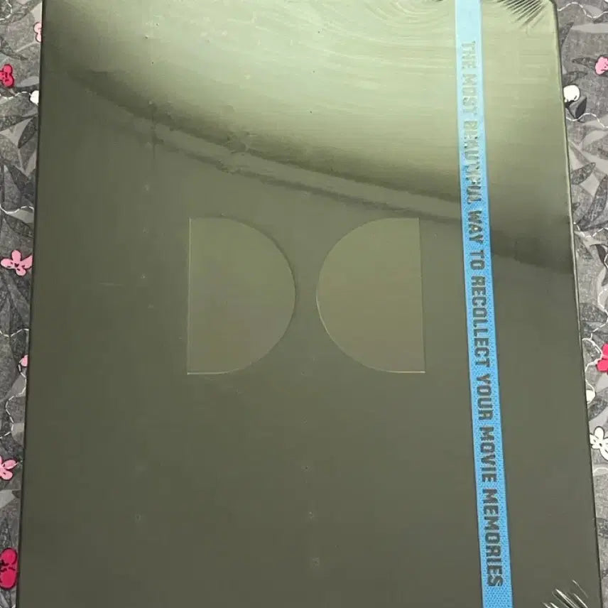 [BUNJANG] Megabox Original Ticket Book Season 2 Dolby Edition / 메가박스 오리지널 티켓 북 시즌2 돌비 에디션