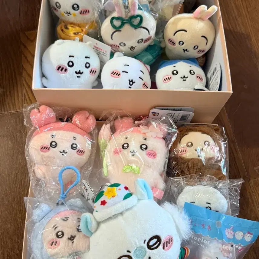 [BUNJANG] Chiikawa Hachiware Usagi Kani Momonga Mascot Bundle Set / 치이카와 하치와레 우사기 카니 모몽가 마스코트 일괄판매