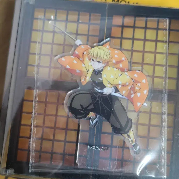 [BUNJANG] Demon Slayer Zenitsu Limited Edition Figure / 귀멸의칼날)맘스터치 -  젠이츠