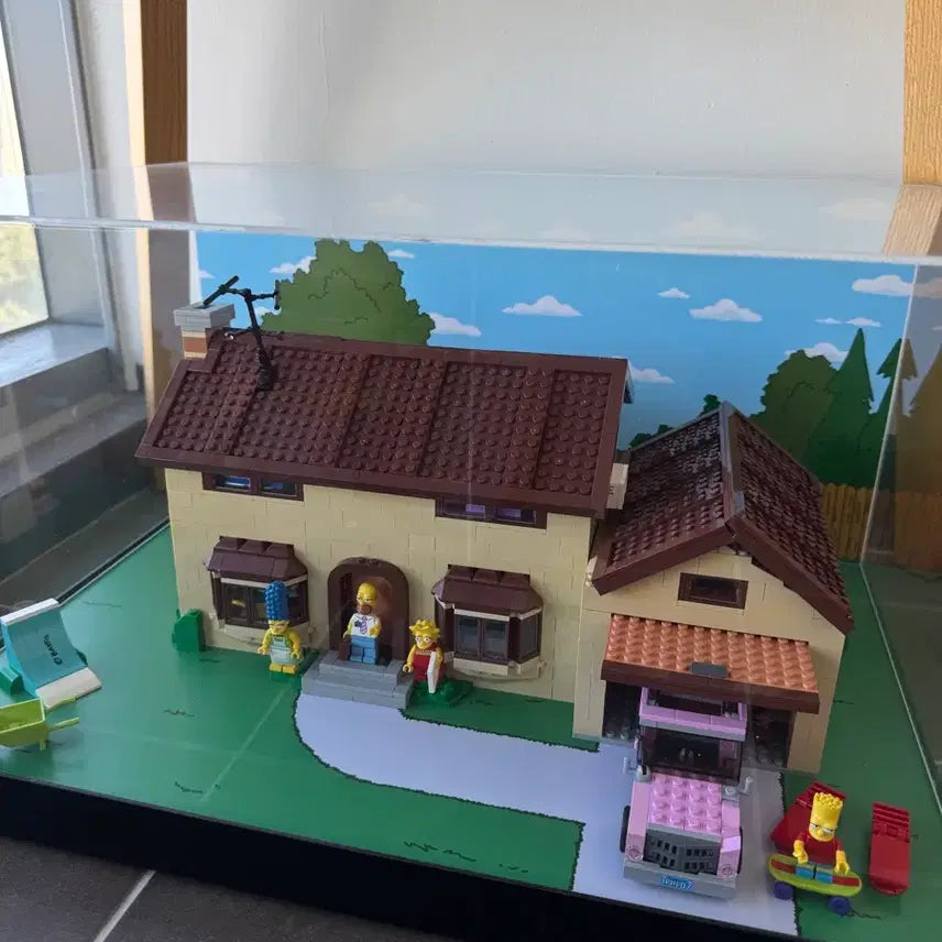 [BUNJANG] LEGO Simpsons House 71006 with Acrylic Display Case / 레고 심슨 하우스 71006 아크릴박스 포함
