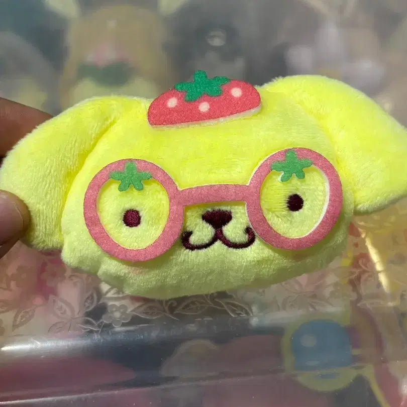 [BUNJANG] Sanrio Pompompurin Strawberry Gacha Keychain / 산리오 폼폼푸린 딸기 가챠 키링