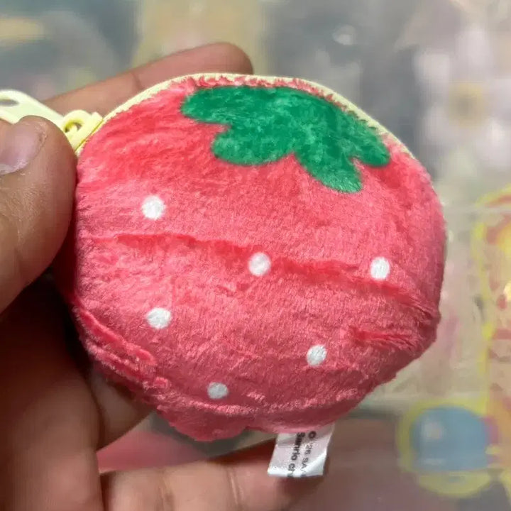[BUNJANG] Sanrio Pompompurin Strawberry Gacha Keychain / 산리오 폼폼푸린 딸기 가챠 키링