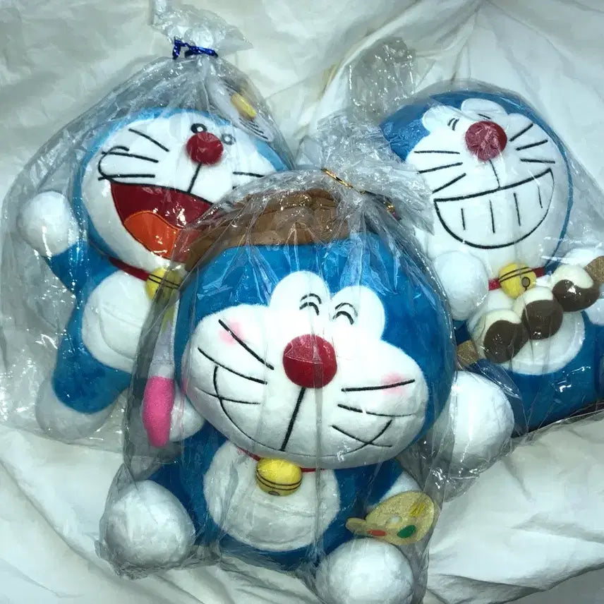 [BUNJANG] Classic Doraemon Plush Toy Set (3 Pieces, 15cm) / 고전 도라에몽 인형 15cm 봉제인형 3개 세트