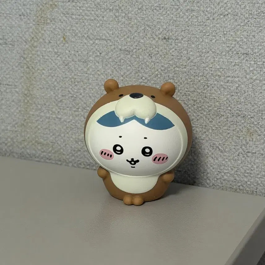 [BUNJANG] Hachiwara Aquarium Otter Figure / 하치와레 수족관 수달 피규어
