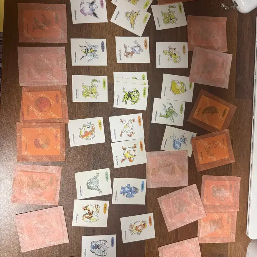 [BUNJANG] Pokemon Artwork Stickers Bundle (41 pcs) / 포켓몬 아트워크 띠부씰 41장 일괄로 판매합니다