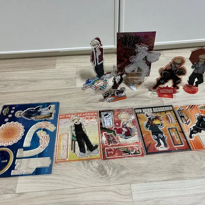 [BUNJANG] My Hero Academia Bakugo Acrylic Standee Bundle Set (10 Types) / 바쿠고 아크릴스탠드 10종 일괄(덤 많이 드려요)