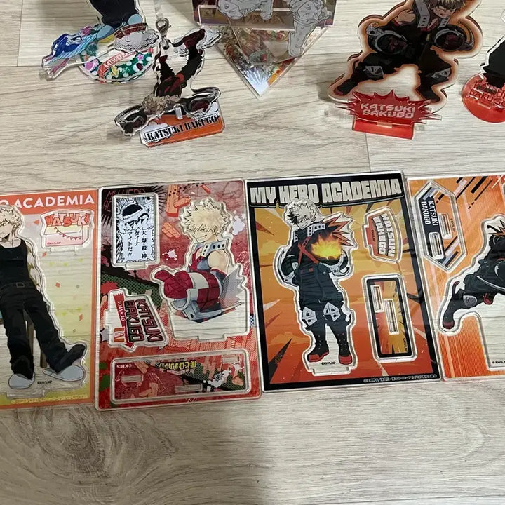 [BUNJANG] My Hero Academia Bakugo Acrylic Standee Bundle Set (10 Types) / 바쿠고 아크릴스탠드 10종 일괄(덤 많이 드려요)