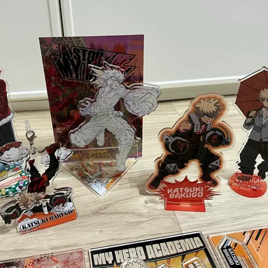 [BUNJANG] My Hero Academia Bakugo Acrylic Standee Bundle Set (10 Types) / 바쿠고 아크릴스탠드 10종 일괄(덤 많이 드려요)