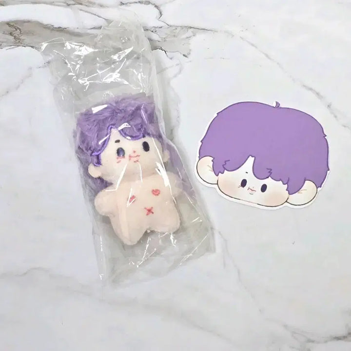 [BUNJANG] Jin 5cm Unsealed Doll / 미개봉)  석진 5cm 해외제작 인형 양도 방탄인형