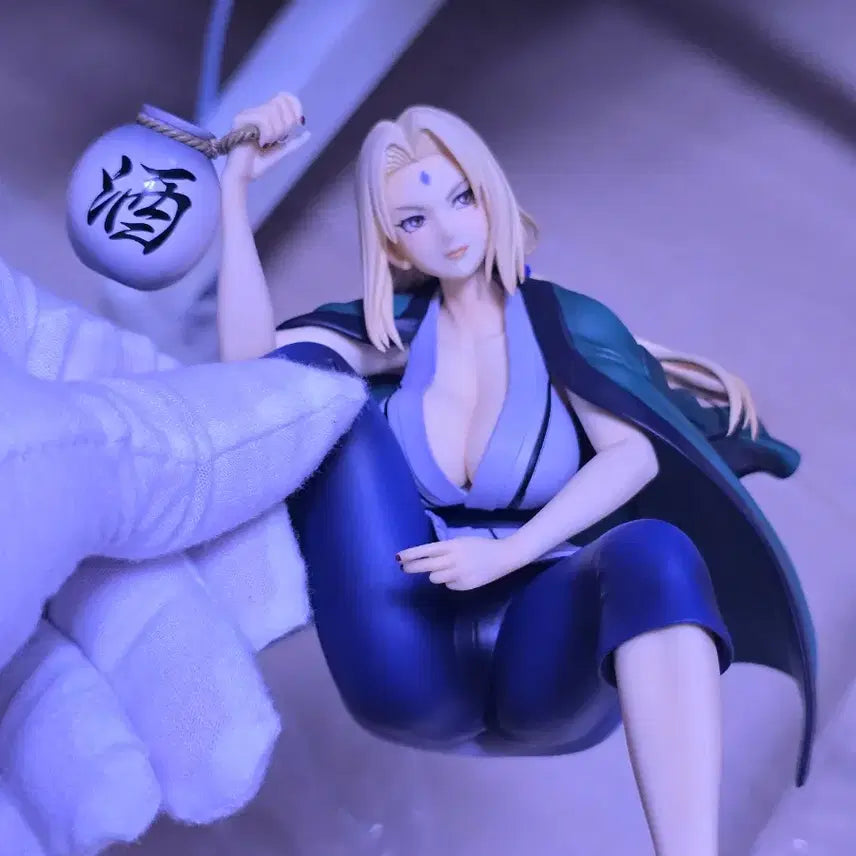 [BUNJANG] MegaHouse Naruto Tsunade Figure ver.2 / 메가하우스 나루토 피규어 츠나데 ver.2