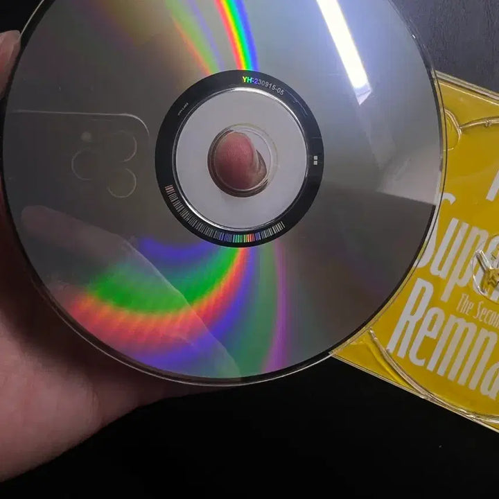 [BUNJANG] Touched Yellow Supernova Remnant CD (Unsealed) / 터치드 Yellow Supernova Remnant Cd