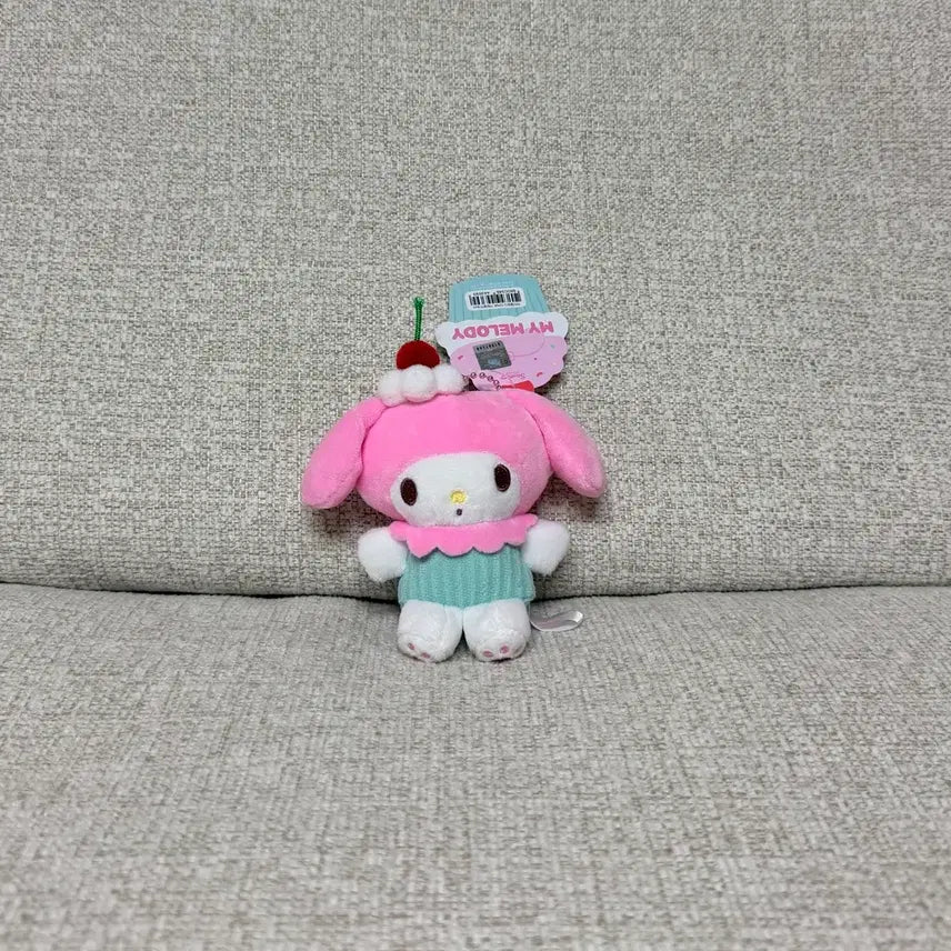[BUNJANG] Sanrio My Melody Dessert 9cm Keychain Plush / 정품 신상 산리오 마이멜로디 디저트 9cm 키링 인형
