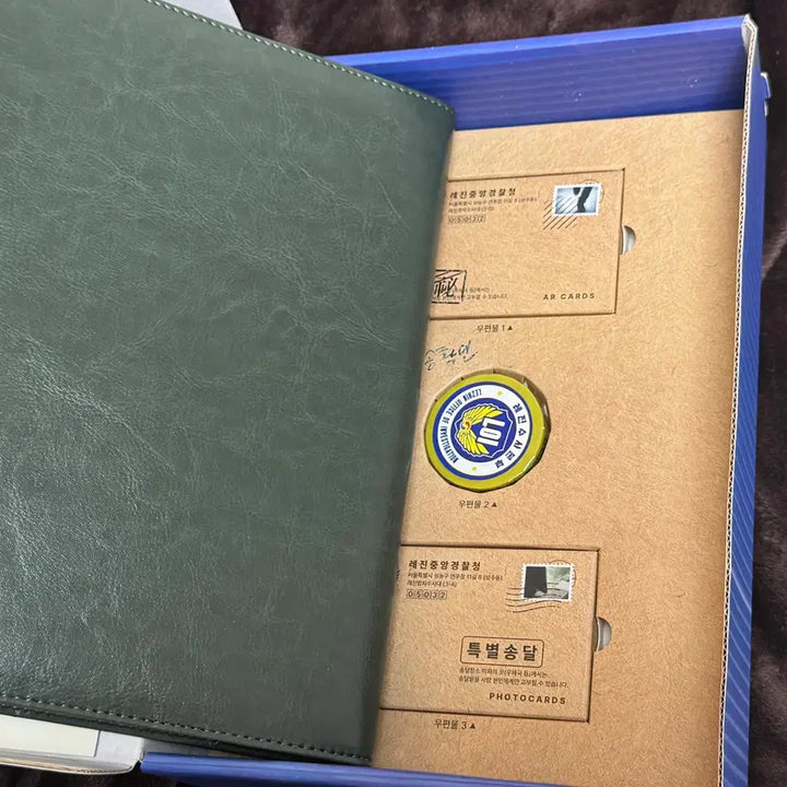 [BUNJANG] Morning Has Broken Resin Illustration Book / 2025 아밝 사건수첩패키지 아침이 밝았습니다 레진 레진코믹스 팝업스토어 팝업