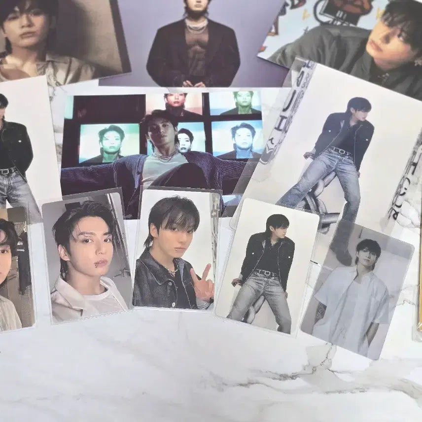 [BUNJANG] Jungkook Golden Weverse POB Bundle Set Photocard Postcard / 정국 골든 위버스 특전 + 골든 포카 + 엽서 일괄 양도