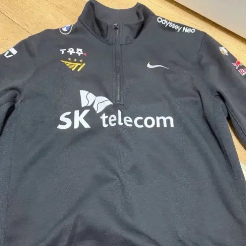 [BUNJANG] T1 2022 Worlds Half-Zip Uniform - Guma 2XL / [XL] T1 티원 22 월즈 유니폼 반집업 하프집업 구마유시 마킹