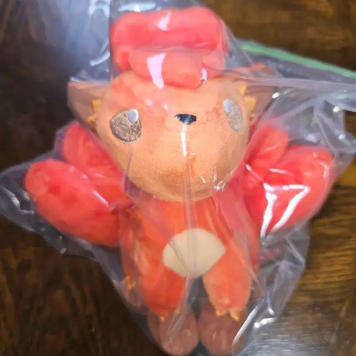 [BUNJANG] Pokemon Vulpix OA Plush (Authentic) / 포켓몬 식스테일 OA 인형 (정품)