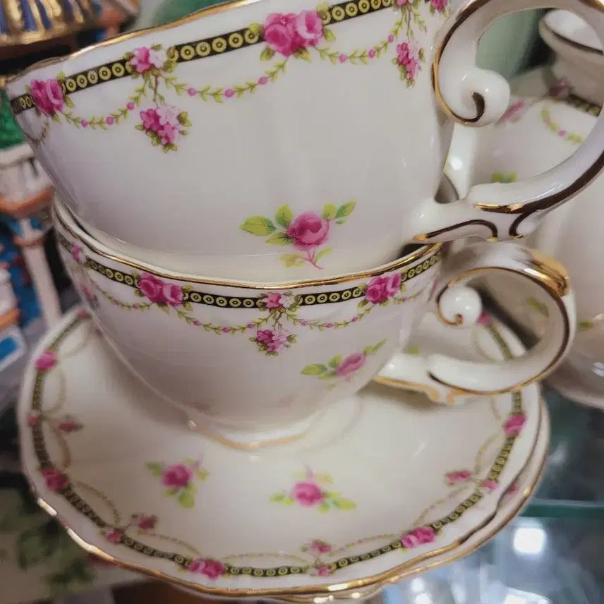 [BUNJANG] Antique Rose Pattern Teacup Set / 앤틱 장미 무늬 찻잔 세트수입 쉐비