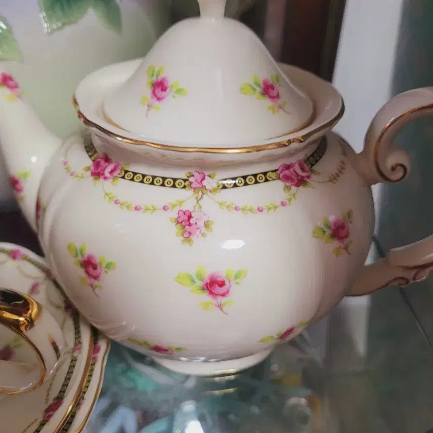 [BUNJANG] Antique Rose Pattern Teacup Set / 앤틱 장미 무늬 찻잔 세트수입 쉐비