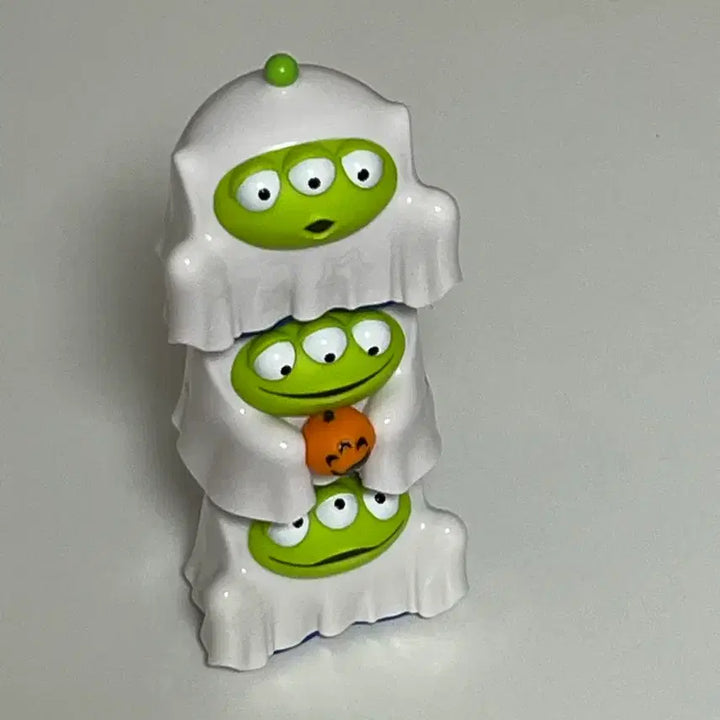 [BUNJANG] Soft Studio Toy Story Halloween Alien Ghost Figure Secret / [풀박스] 소프트 스튜디오 토이스토리 할로윈 알린 유령 피규어 *secret*