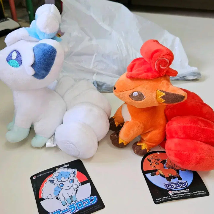 [BUNJANG] Pokemon Vulpix Alolan Vulpix Plush Set / 포켓몬 식스테일 알로라 식스테일 인형 세트