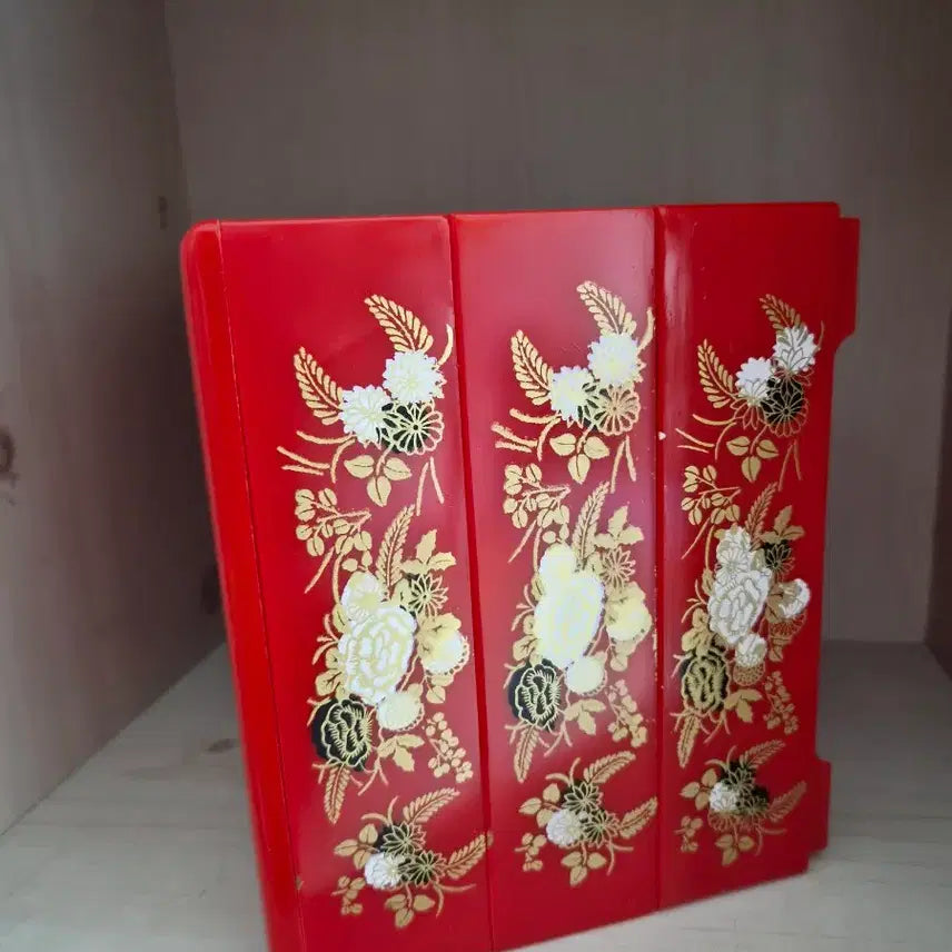 [BUNJANG] Vintage Red Floral 3-Tier Lunch Box / 인테리어소품 빈티지 옛날 3단 찬합 미사용