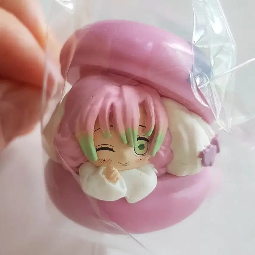 [BUNJANG] Demon Slayer Kanroji Mitsuri Macaron Figure / 귀멸의칼날 귀칼 칸로지 미츠리 마카롱 피규어