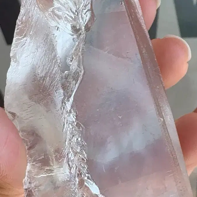 [BUNJANG] Natural Leaf Lightning &amp; Phantom Quartz Rough Point / [천연원석] 나뭇잎 라이트닝 &amp; 팬텀 쿼츠 | Lightning Strike Quartz