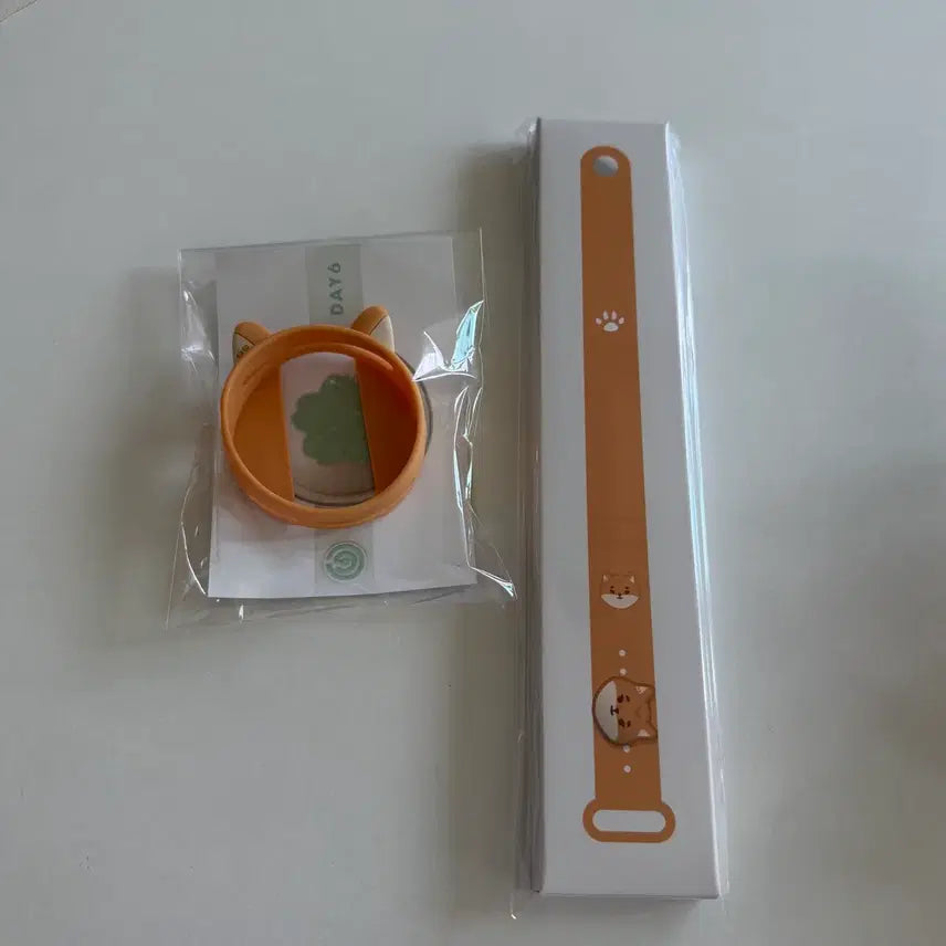 [BUNJANG] Day6 Pretty Merz K Madewatch Strap Linker / (원가양도)데이식스 쁘띠멀즈 케 마데워치 스트랩 링커버