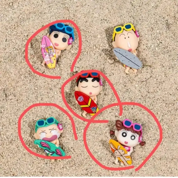 [BUNJANG] Crayon Shin-chan Color Changing Figure Charm Set (4 pieces) / 짱구 변온 피규어 참 파츠 4개 일괄판매 합니다.