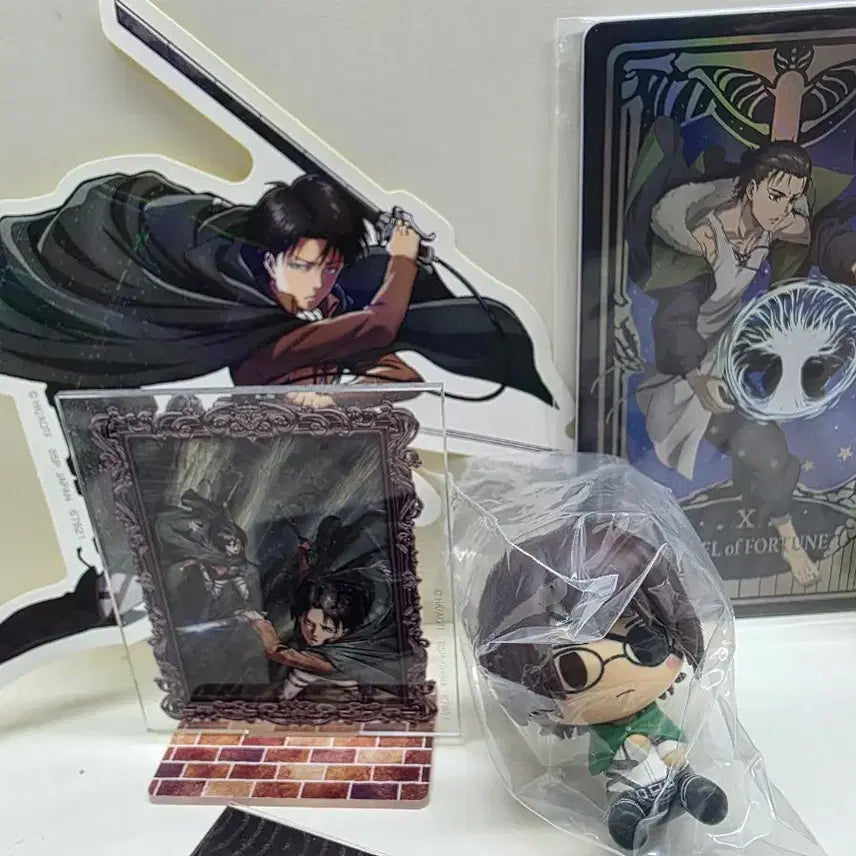 [BUNJANG] Attack on Titan Character Goods Set / 진격거인 세트