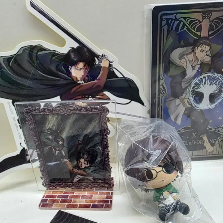 [BUNJANG] Attack on Titan Character Goods Set / 진격거인 세트