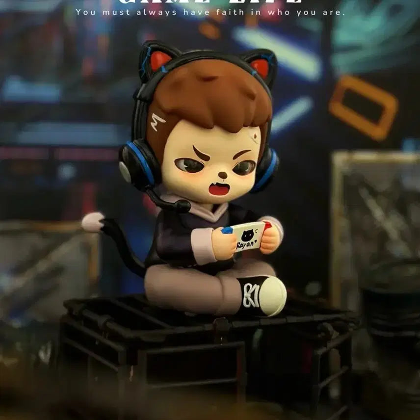[BUNJANG] TNT Space Rayan Figure - Life Series / 아트토이 TNT SPACE RAYAN 라얀 피규어 게임 인생 시리즈