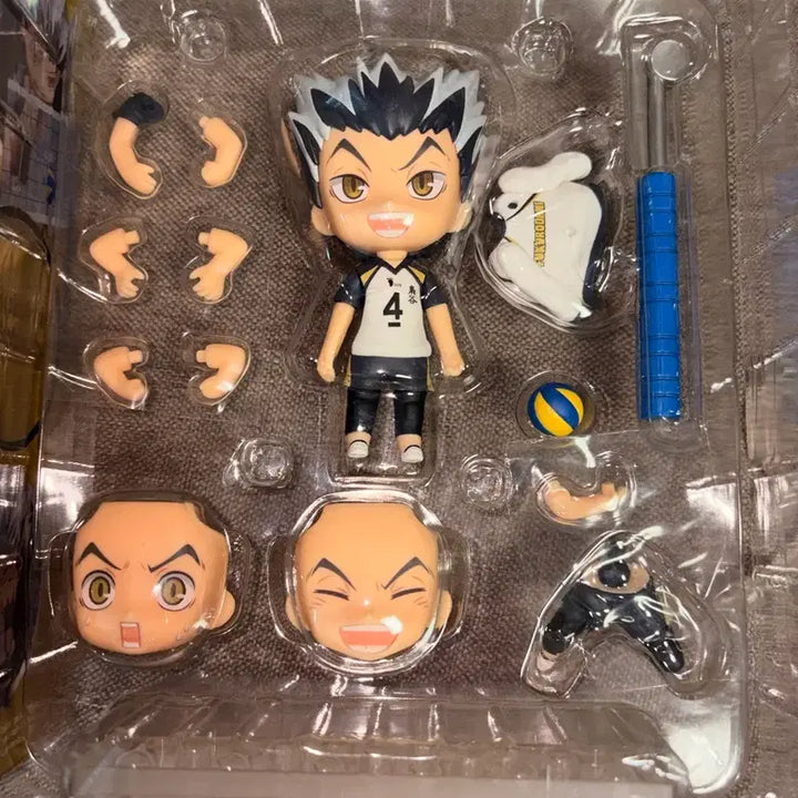 [BUNJANG] Haikyuu!! Kotaro Bokuto Nendoroid &amp; Merchandise Bundle / 하이큐 보쿠토 넨도로이드 +보쿠토 굿즈
