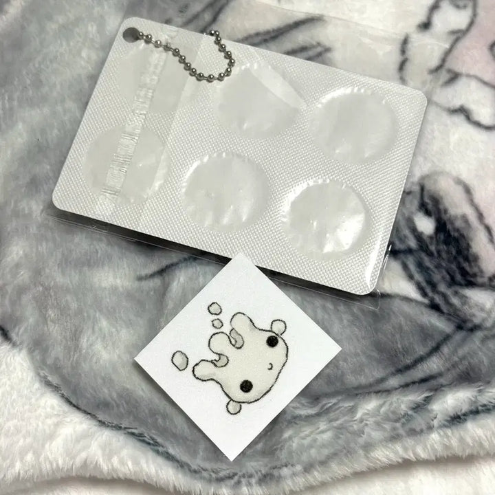 [BUNJANG] Miryoko Pocketmon Pill Keyring + Mabyeolk Special Sticker Set / 미료코님 포켓몬 알약 키링 + 마빌크 특전 국내 작가님 스티커