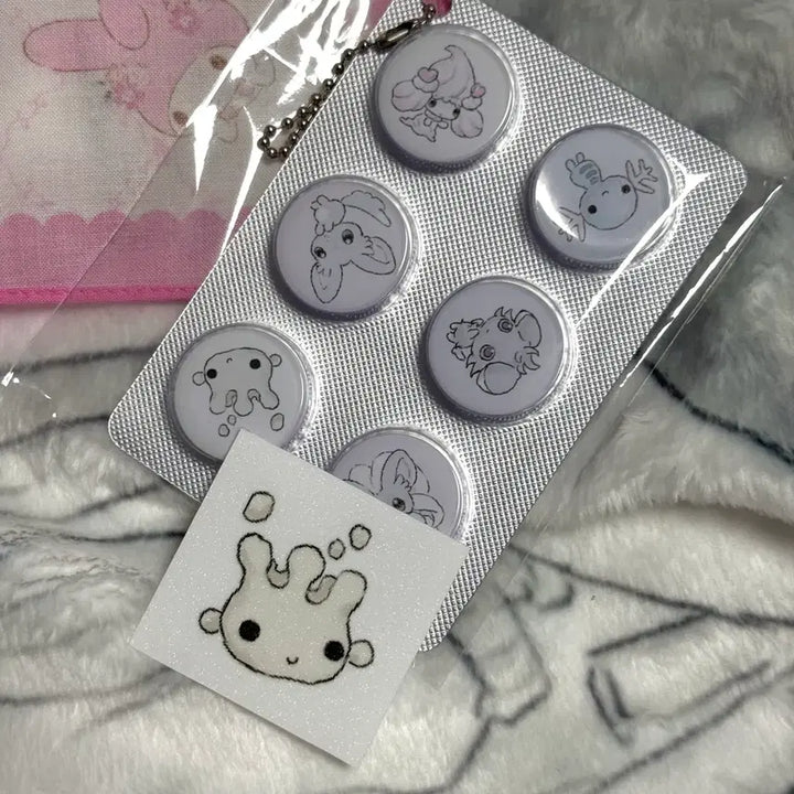 [BUNJANG] Miryoko Pocketmon Pill Keyring + Mabyeolk Special Sticker Set / 미료코님 포켓몬 알약 키링 + 마빌크 특전 국내 작가님 스티커
