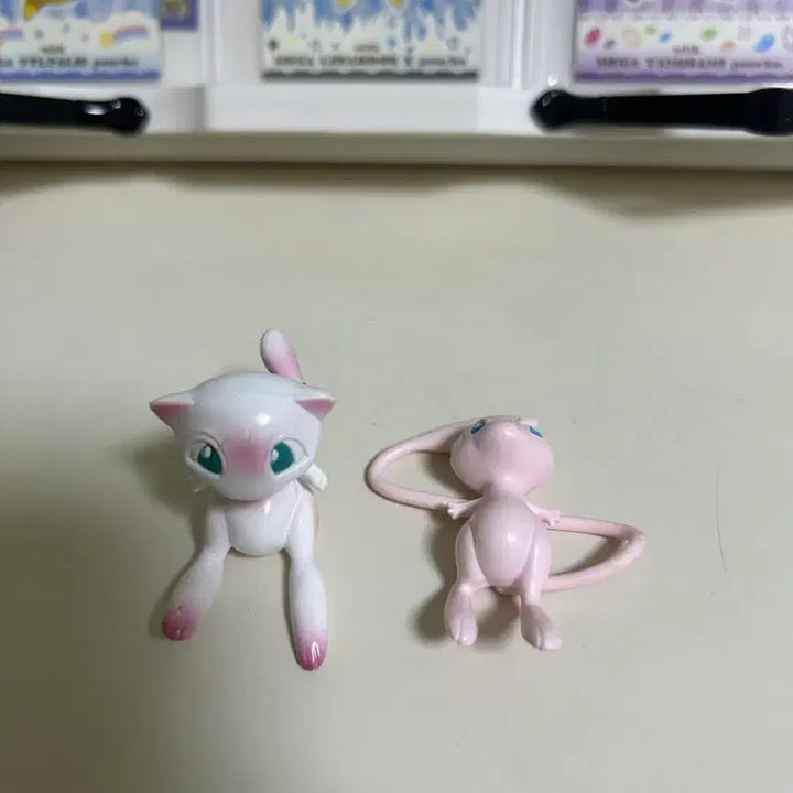 [BUNJANG] Vintage First Edition Moncolle Mew Figure / 고전 초판 구판 몬코레 몬콜레 포켓몬 피규어 뮤