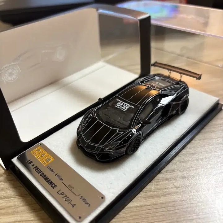 [BUNJANG] PGM 1:64 LBWK Lamborghini Aventador / PGM 1:64 LBWK 람보르기니 아벤타도르