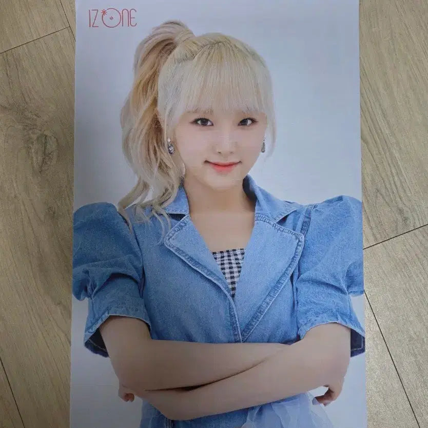 [BUNJANG] IZ*ONE Choi Yena Scroll Poster Bromide / 아이즈원 최예나 족자봉 브로마이드