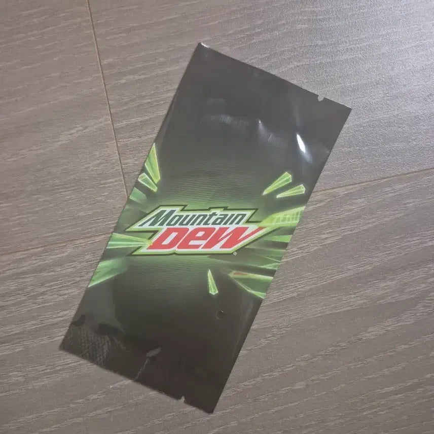 [BUNJANG] Mountain Dew QWER Photocard (Sealed) / 마운틴듀 qwer 포토카드 미개봉