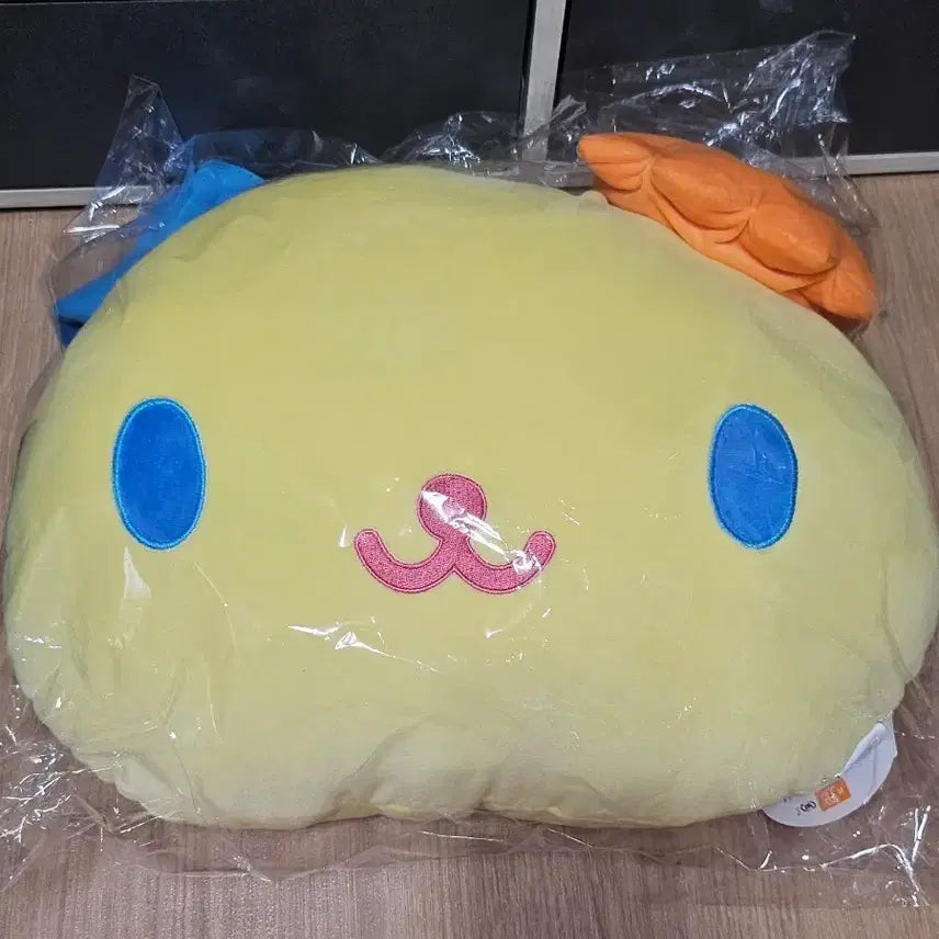 [BUNJANG] Sanrio Usahana Face Cushion / 산리오 우사하나 얼굴 쿠션