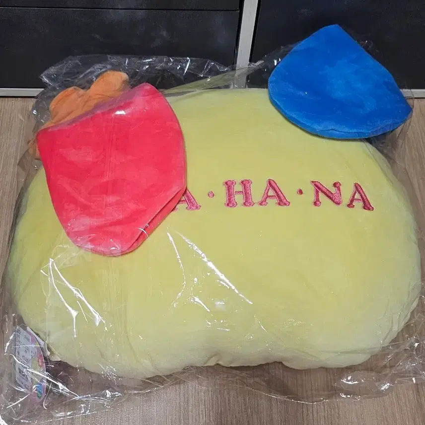 [BUNJANG] Sanrio Usahana Face Cushion / 산리오 우사하나 얼굴 쿠션