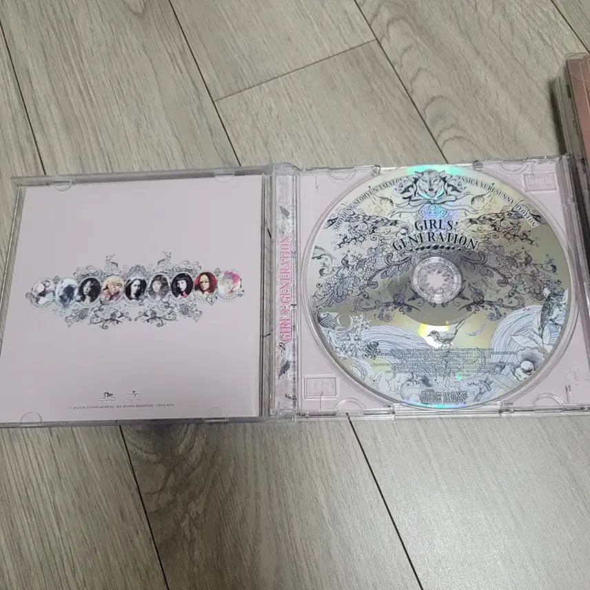 BUNJANG] Girls' Generation 3rd Mini Album 'Hoot' CD+DVD & The Boys