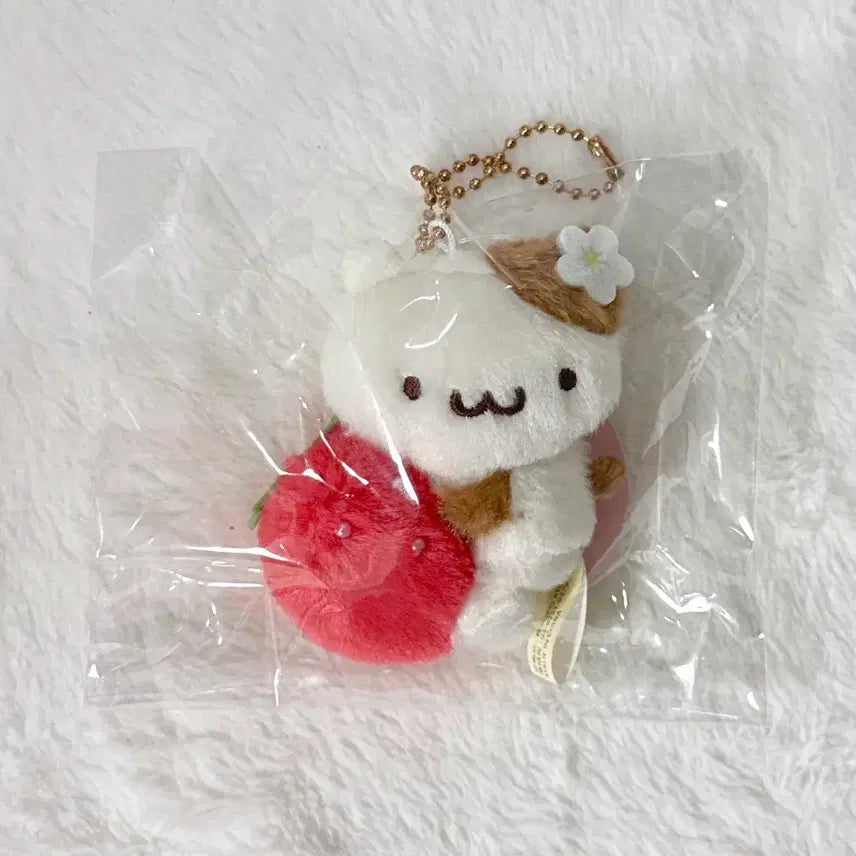 [BUNJANG] Sanrio Ichigo Strawberry Muffin Plush / 산리오 이치고 딸기 머핀 인형 판매합니다!